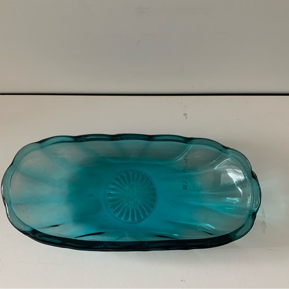 Vintage Indiana Glass Dish - Picture 2 of 8
